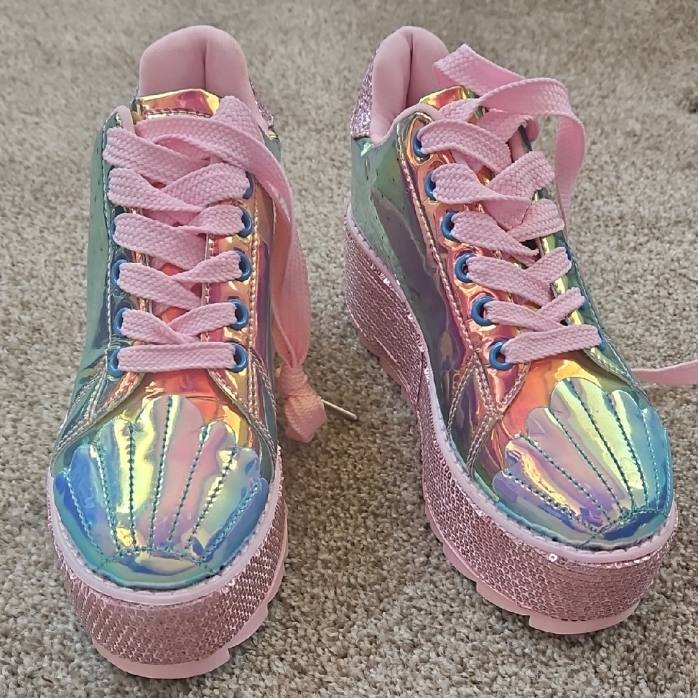 YRU Mermaid Holographic Platform Sneakers with Pink Laces Size 7